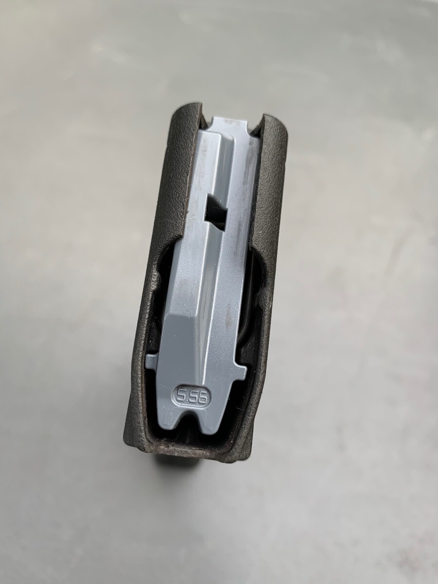 米軍実物 MAGPUL PMAG 30 GEN M3 AR-15/M4/M16 30連マガジン WINDOW 両