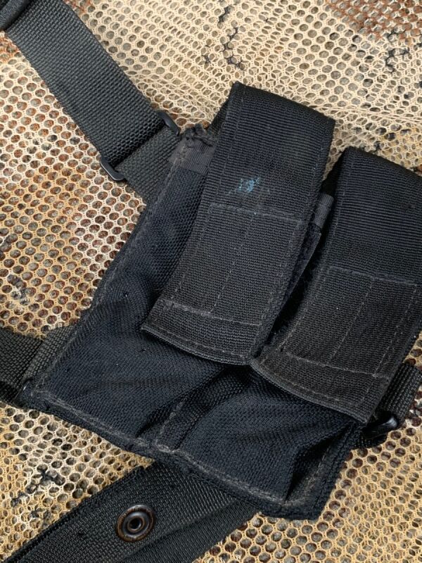 米軍実物 EAGLE ショルダーホルスター 右利き用 BER 92 金タグ ポーチ