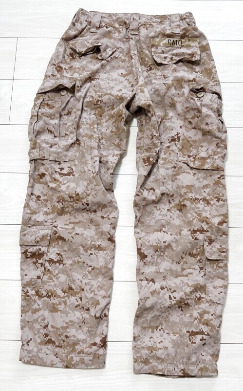 米軍実物 USMC FROG デザートマーパットコンバットパンツ M-R CRYE