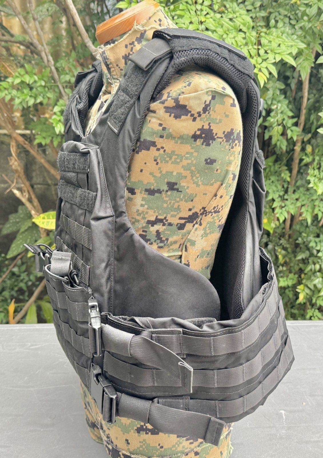米軍実物 T3 Gear Geronimo 3 Plate Carrier ボディーアーマー／ベスト