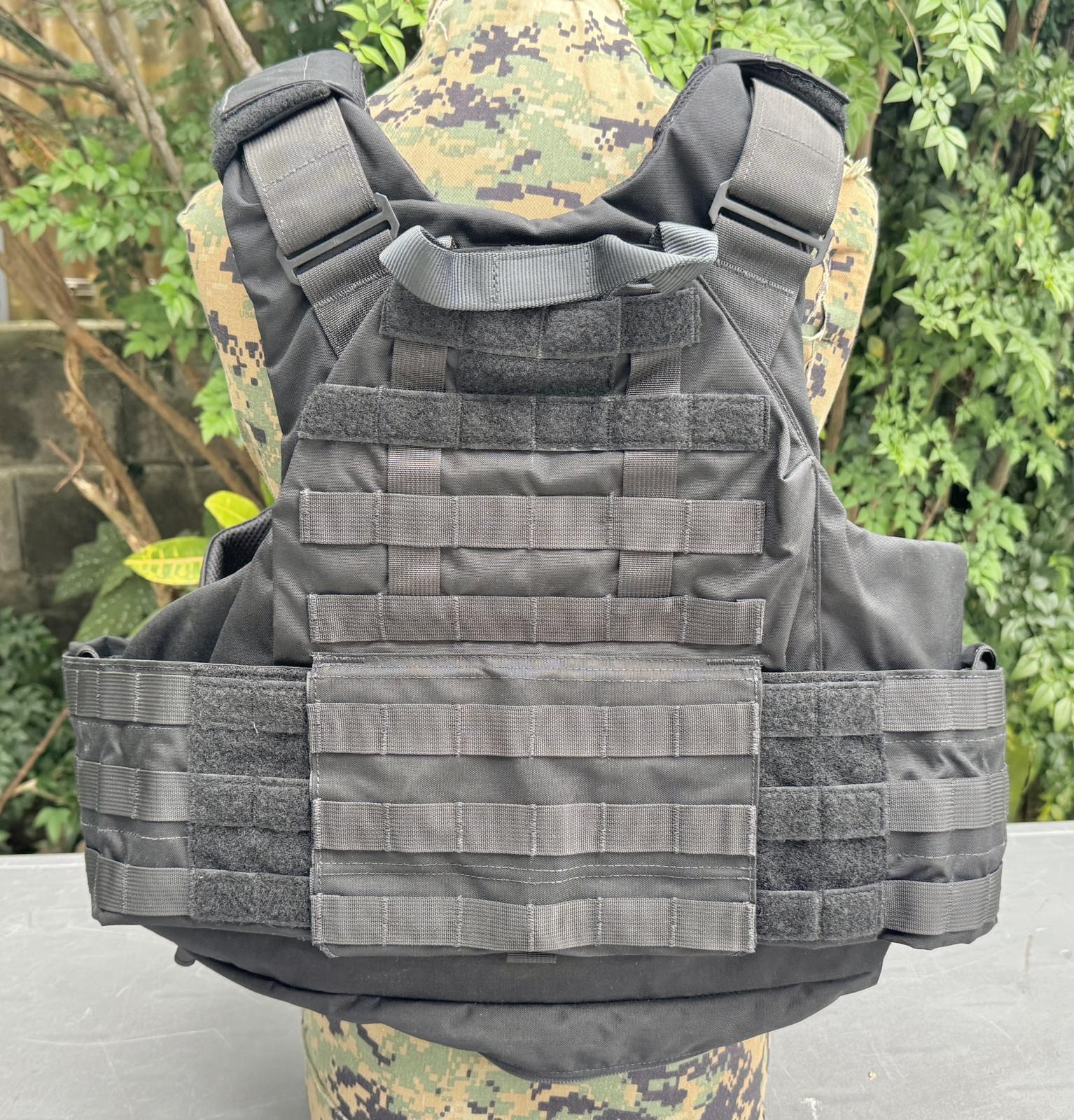 米軍実物 T3 Gear Geronimo 3 Plate Carrier ボディーアーマー／ベスト