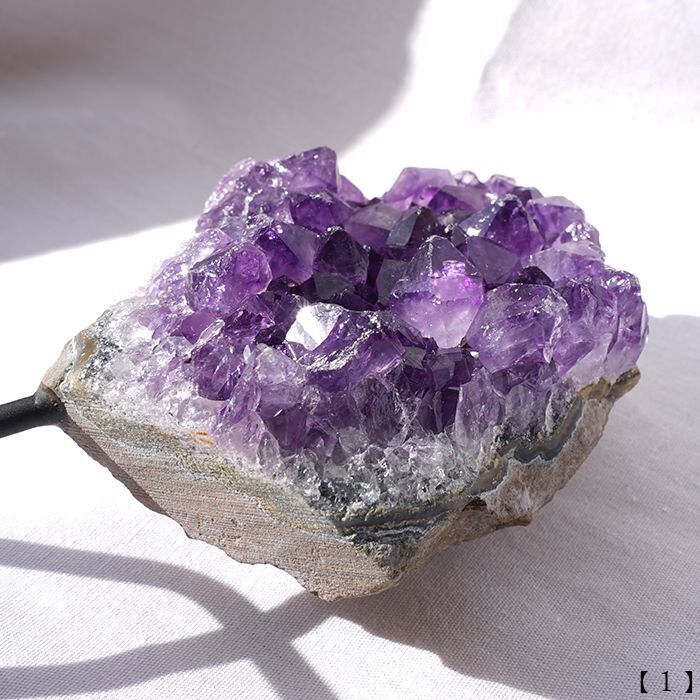 2月の誕生石 愛の守護石 恋愛成就 インスピレーション 希望 お守り