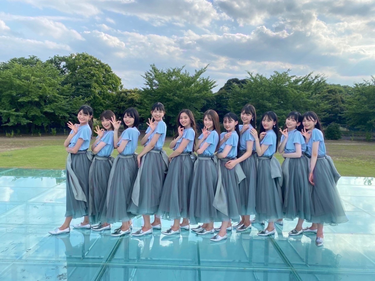 バンドエイド剥がすような別れ方🍀 冨里奈央