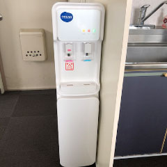 水道直結型ウォーターサーバー「OCEAN」のレンタル｜ボトル交換不要で