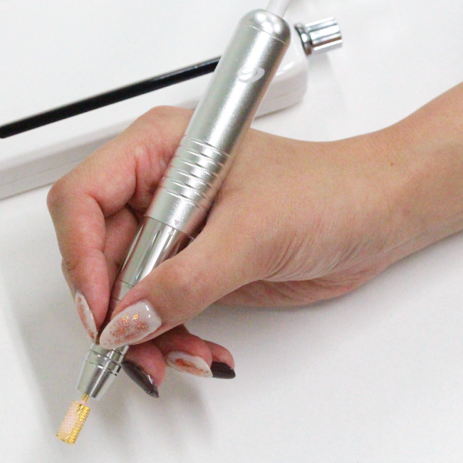 TAT - SHAREYDVA - ネイルマシーン KEVIN