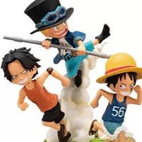 買取】A賞 Revible Moment-エース＆サボ＆ルフィ- 一番くじ ワンピース