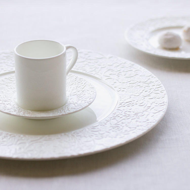 nikko食器｜内藤新平｜EMBOSS 29cmショープレート｜FLOWER DANCE