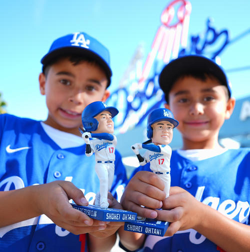 ロバーツ監督、大谷翔平の二刀流の現状に言及「自分の投球見つけている