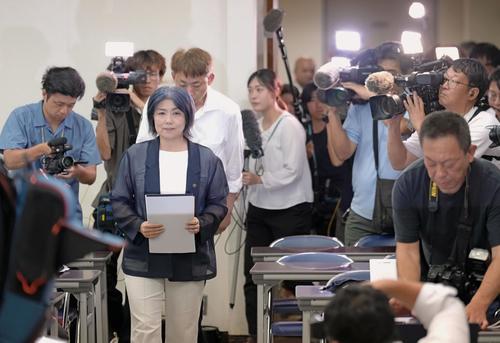 学歴詐称疑惑の伊東市長、急転続投表明にX困惑「静岡県民として