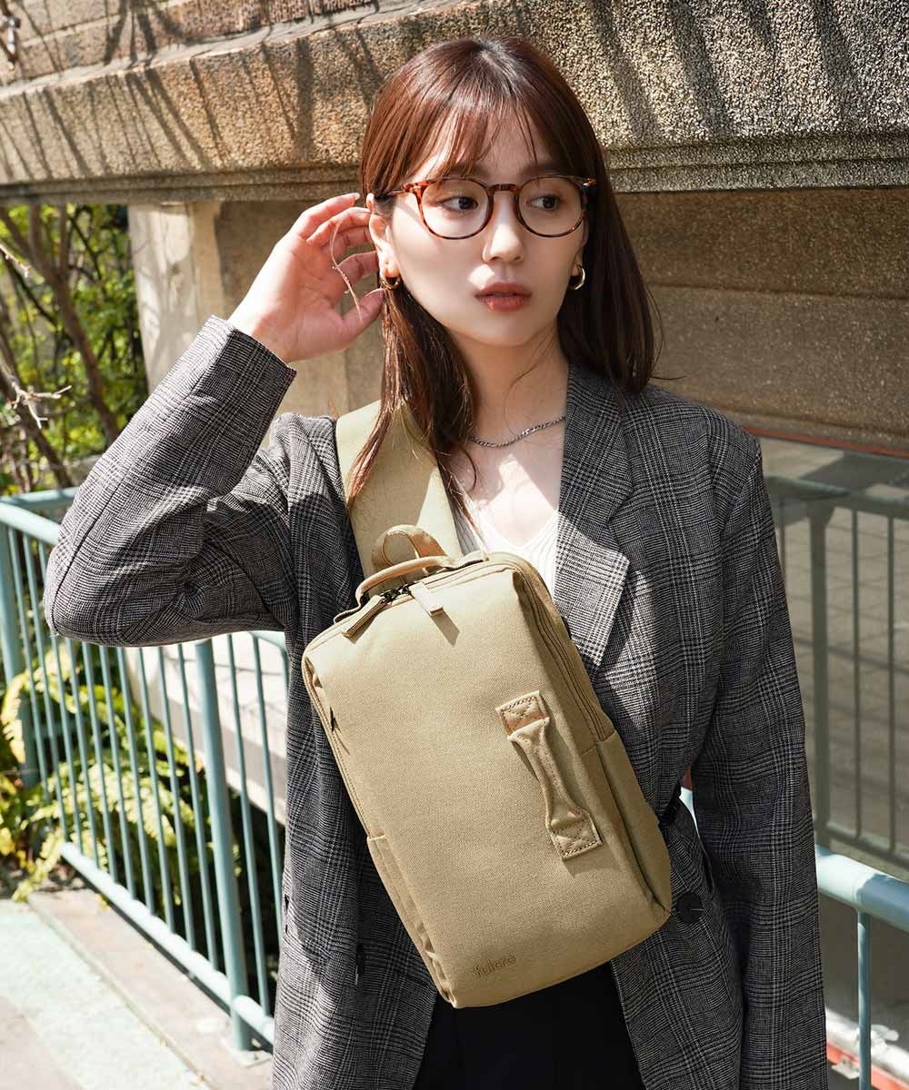 fulcro（フルクロ）ESSENCE 9ポケットはっ水多ポケットスリングボディ