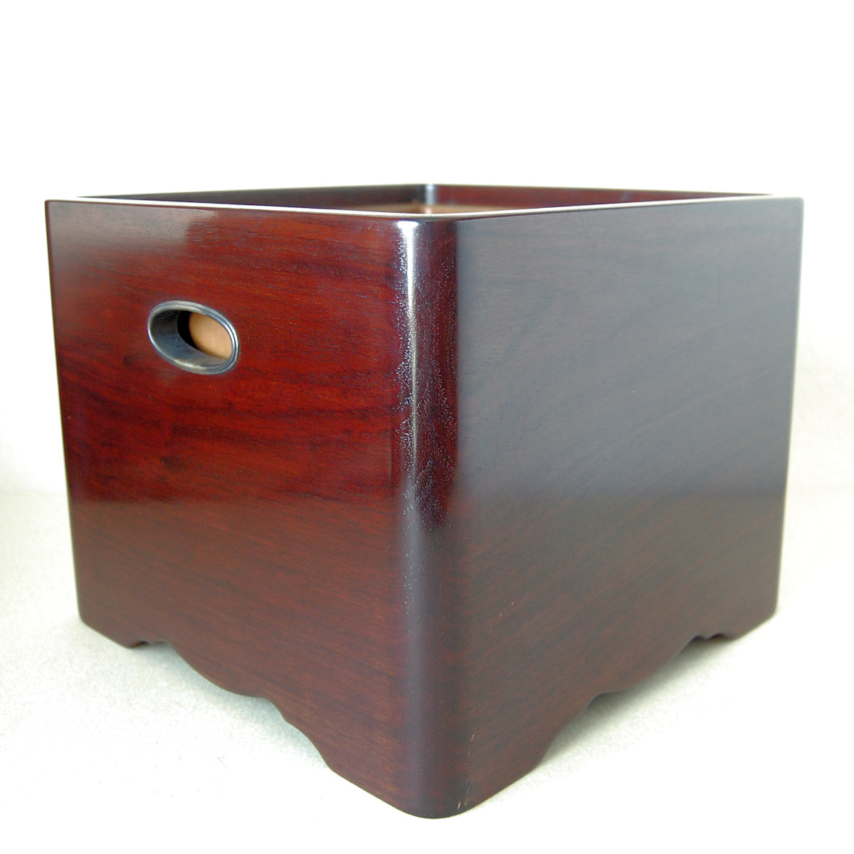 火鉢と炭道具の販売 骨董 斎明堂 / 欅箱火鉢