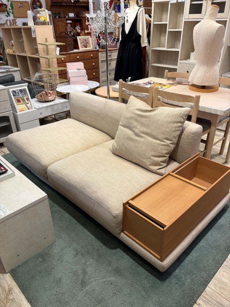 中古品】 ACTUS アクタス カウチソファ BUILD フェザークッション