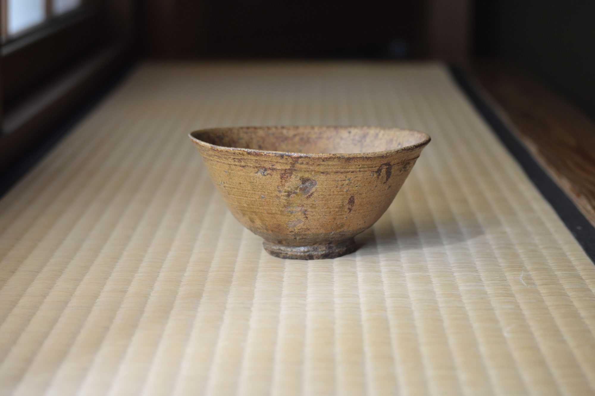 商品詳細: 黄伊羅保茶碗