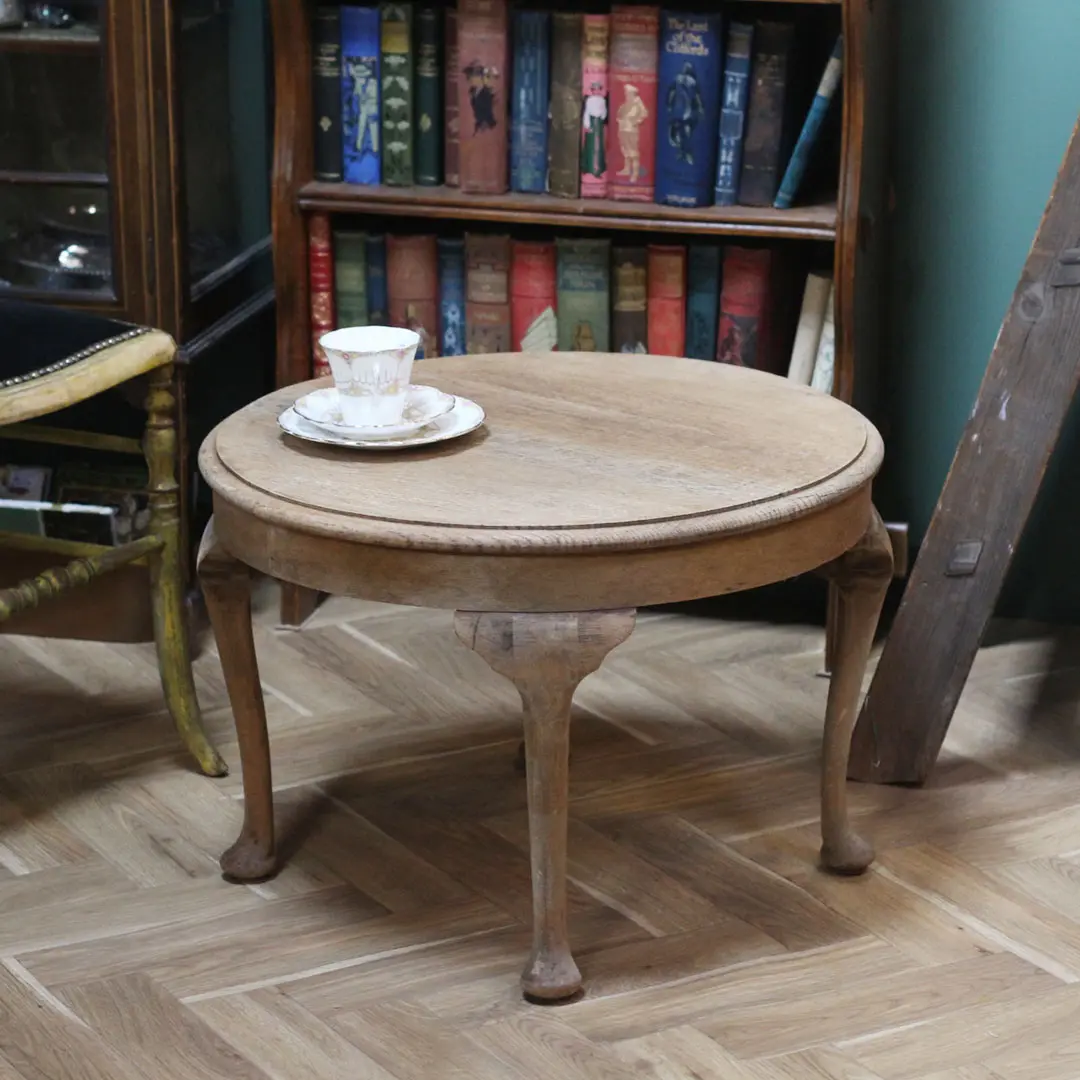 アンティークテーブルのオンライン商品 イギリスとフランスから洗練