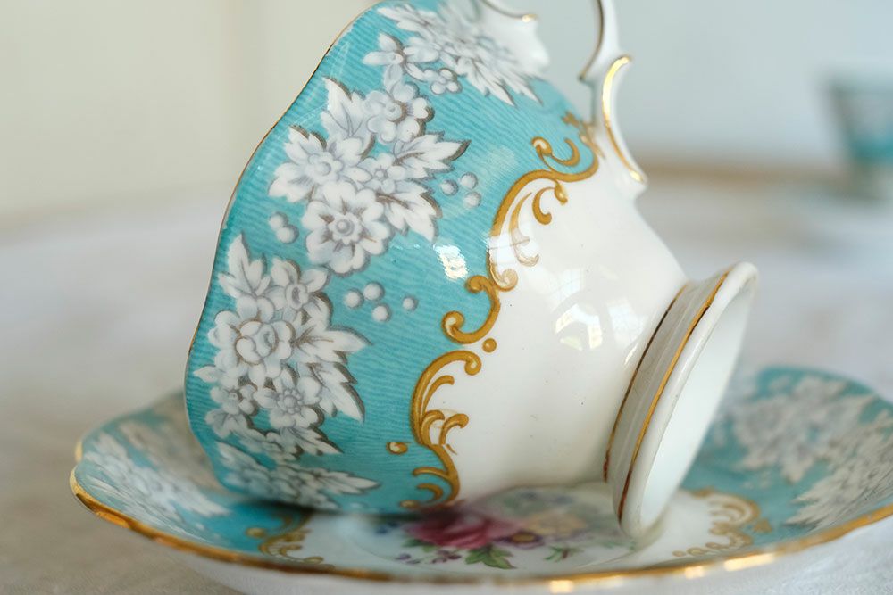 ヴィンテージ Royal Albertカップ&ソーサー/Enchantment 英国王室