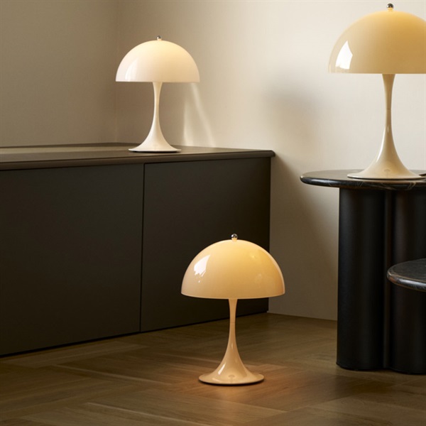 パンテラ 250 ポータブル / オペーク・イエローLouis Poulsen（ルイス