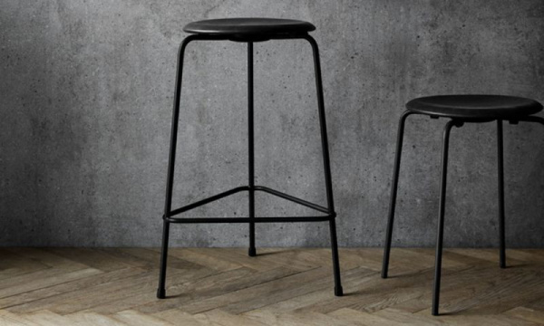 ドットスツール / インテンスレザー ブラックFRITZ HANSEN（フリッツ