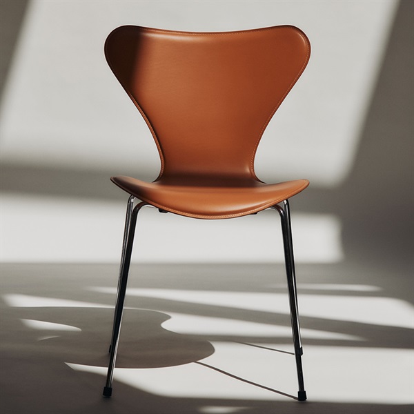 期間限定】セブンチェア 3107 / テーラード / サドルブラウンFRITZ