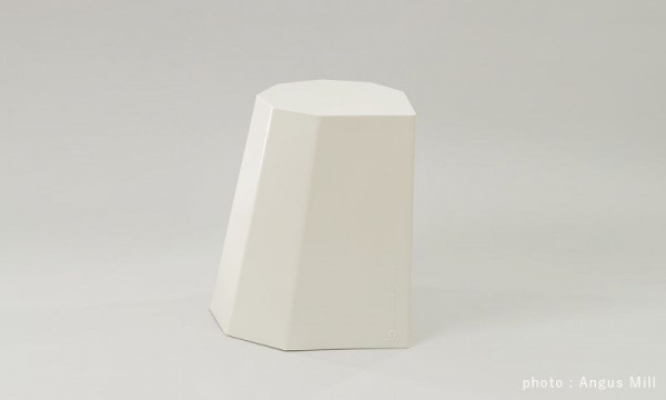 アーノルドサーカス スツール / ホワイトアイボリーMartino Gamper