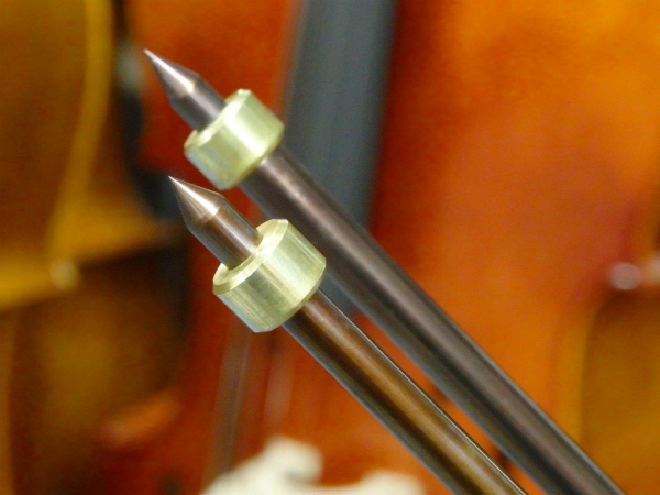 チェロエンドピン≪世界初≫特殊合金「アルフェ」アンティーク新入荷