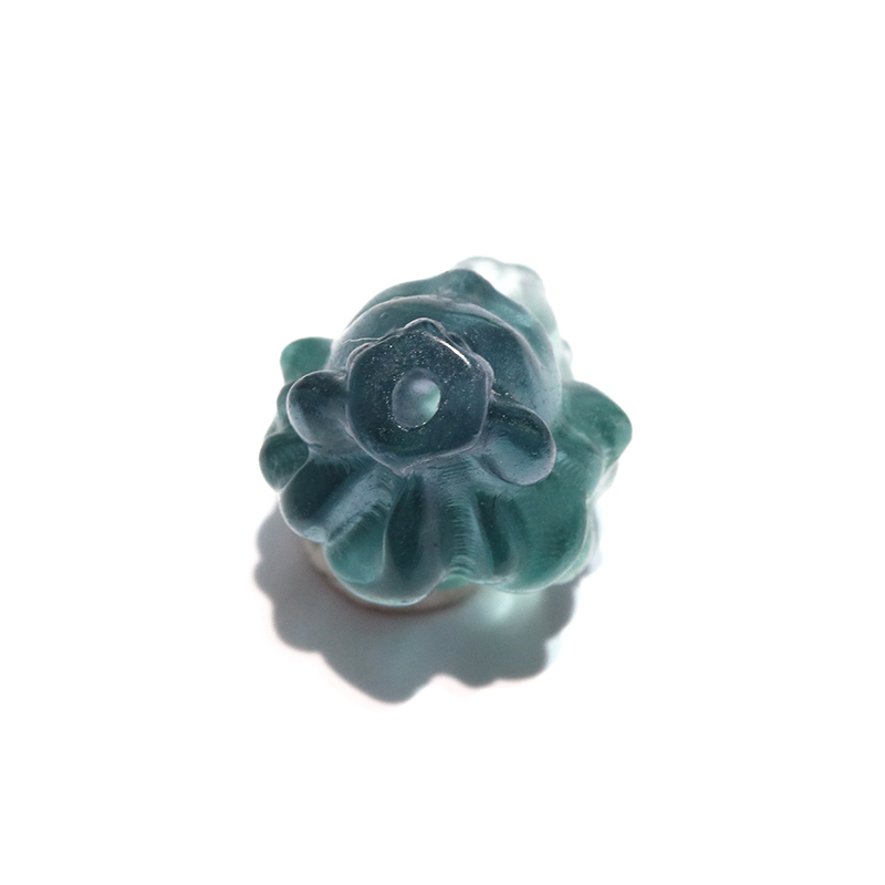 ミニ彫り物 フローライト 九尾の狐 穴あり ミニ 幸福 金運 運気 癒し