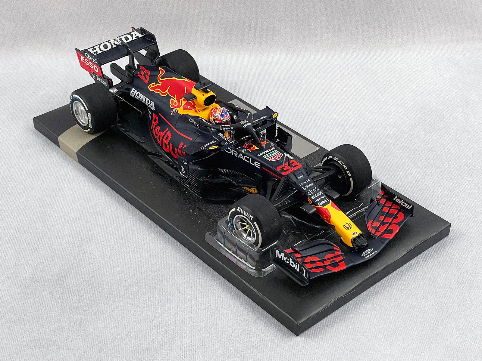 2021 F1 World Champion #33 Max Verstappen Red Bull RB16B