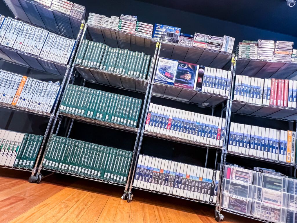 大阪府東大阪市より、KATOやTOMIXなど600点を超えるNゲージを買取させ