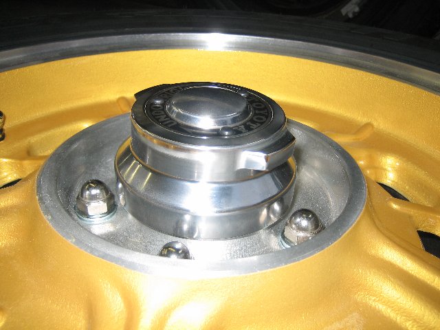 ヨシノ自販 トヨタ 2000GT | レーシングサービスワタナベ