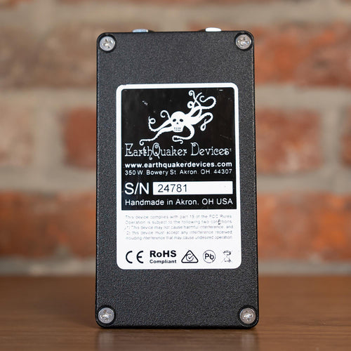 Earthquaker Plumes Small Signal Shredder LTD Black/White - Used