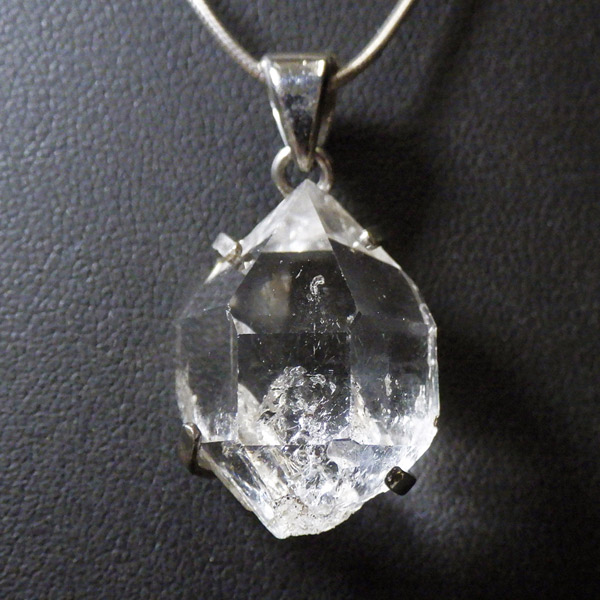 岡山のパワーストーン、風水・開運グッズのお店 龍祥本舗 / ペンダント