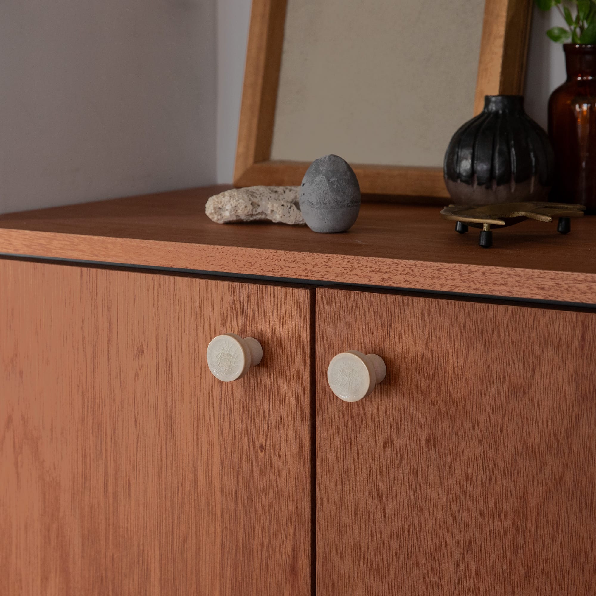 陶器のつまみ ホワイト | PS-HD016-01-G141 | 取っ手・つまみ | パーツ