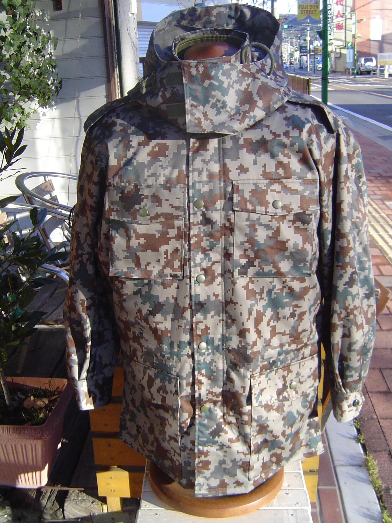 航空自衛隊新型デジタル迷彩戦闘外被（陸自仕様） ミリタリーグッズ