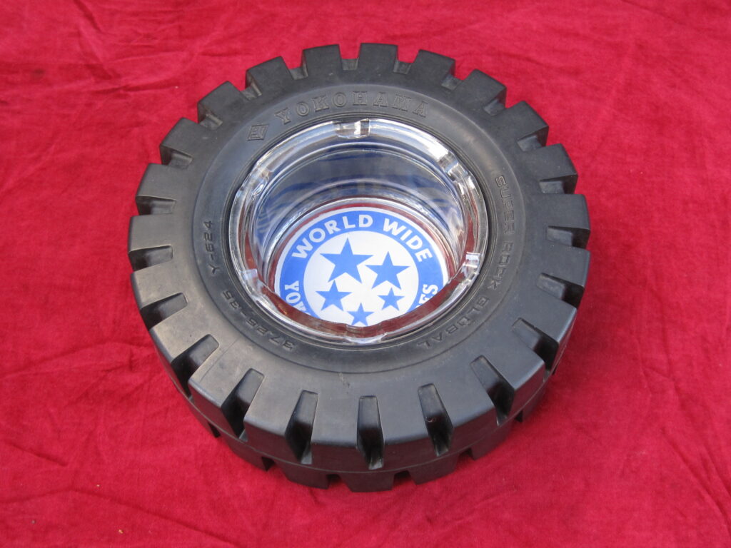 商品NO、Z-243 タイヤの灰皿 ヨコハマタイヤ SOLDOUT | 骨董