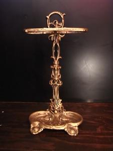 イタリア製傘型銅製傘立て、アンブレラスタンド、店舗用什器、玄関装飾