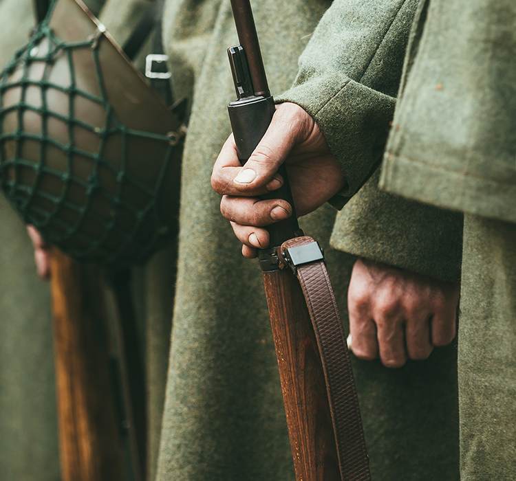 ナチス軍服・BWドイツ軍服・ミリタリーファッションの卸売り販売専門店