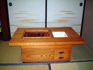 木材販売専門店/作品例71/欅(ケヤキ)の箱火鉢 [ウッドショップ関口]