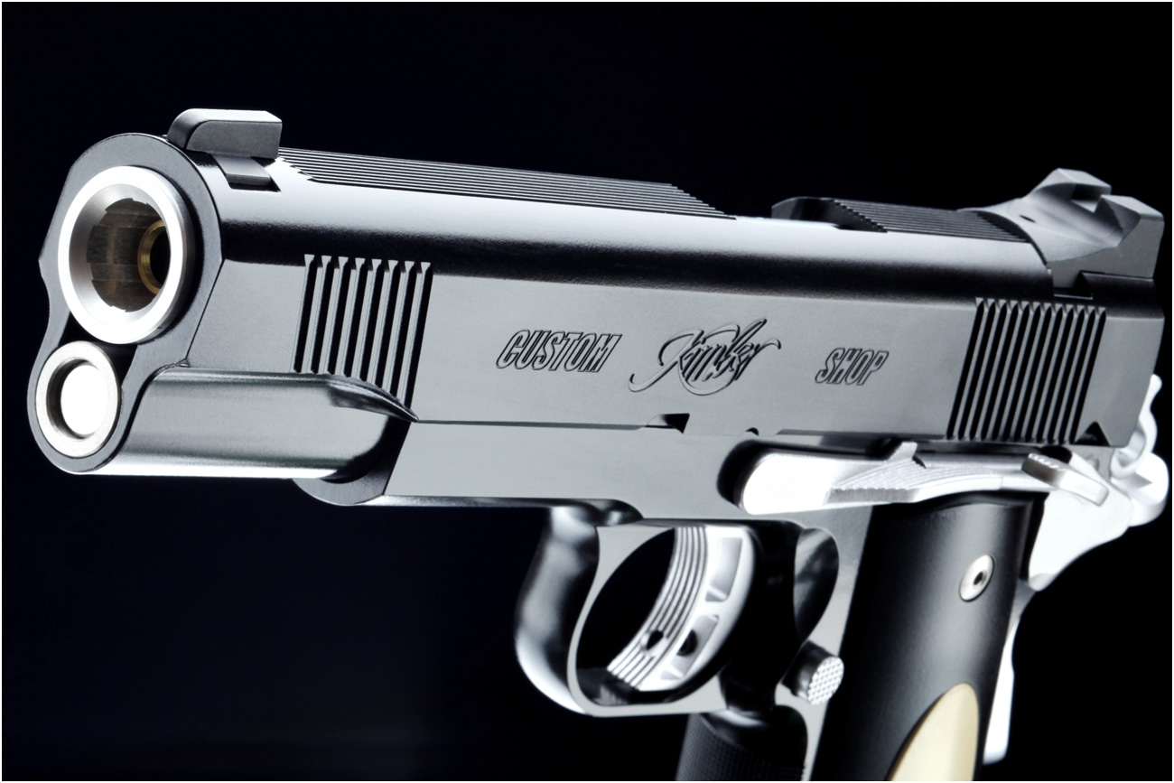 スタローン仕様のキンバーカスタム「WA ゴールドコンバットII《エクス