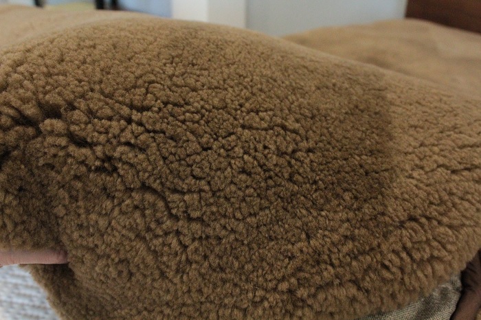 日本ムートンシーツ 最高級 毛足35mm クリンプ 巻き毛 日本製 ｜岐阜県