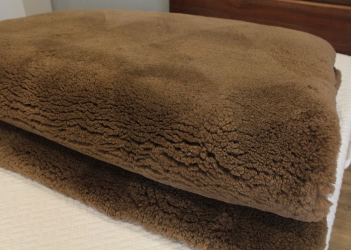 日本ムートンシーツ 最高級 毛足35mm クリンプ 巻き毛 日本製 ｜岐阜県