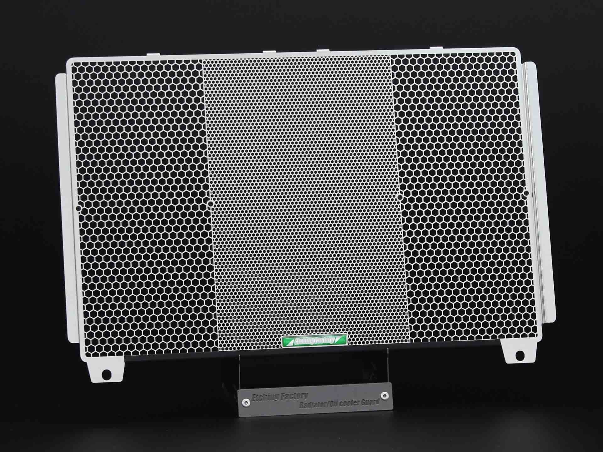 Z900/Ninja1000SX/Ninja1100SX用ラジエターコアガード