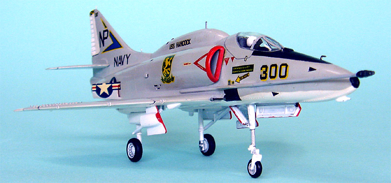 米海軍現用機シリーズ No.9 ダグラス A-4F スカイホーク (ハセガワ 1/72)