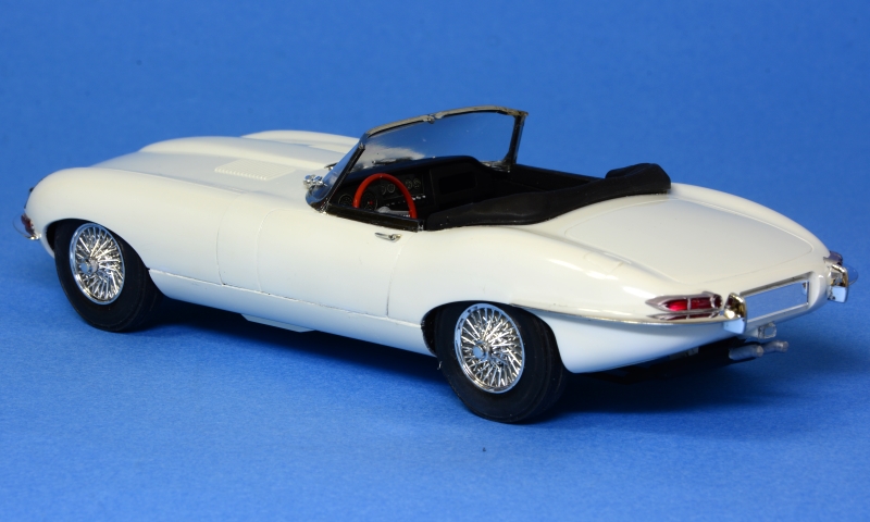 ジャガーEタイプ (グンゼ 1/24)＞ ビンテージガレージ ＞ 2018年7月号