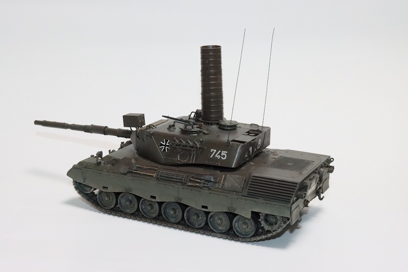 西ドイツのレオパルト戦車（タミヤ 1/35）＞ 特集 ドイツ戦車＞2025年4月号