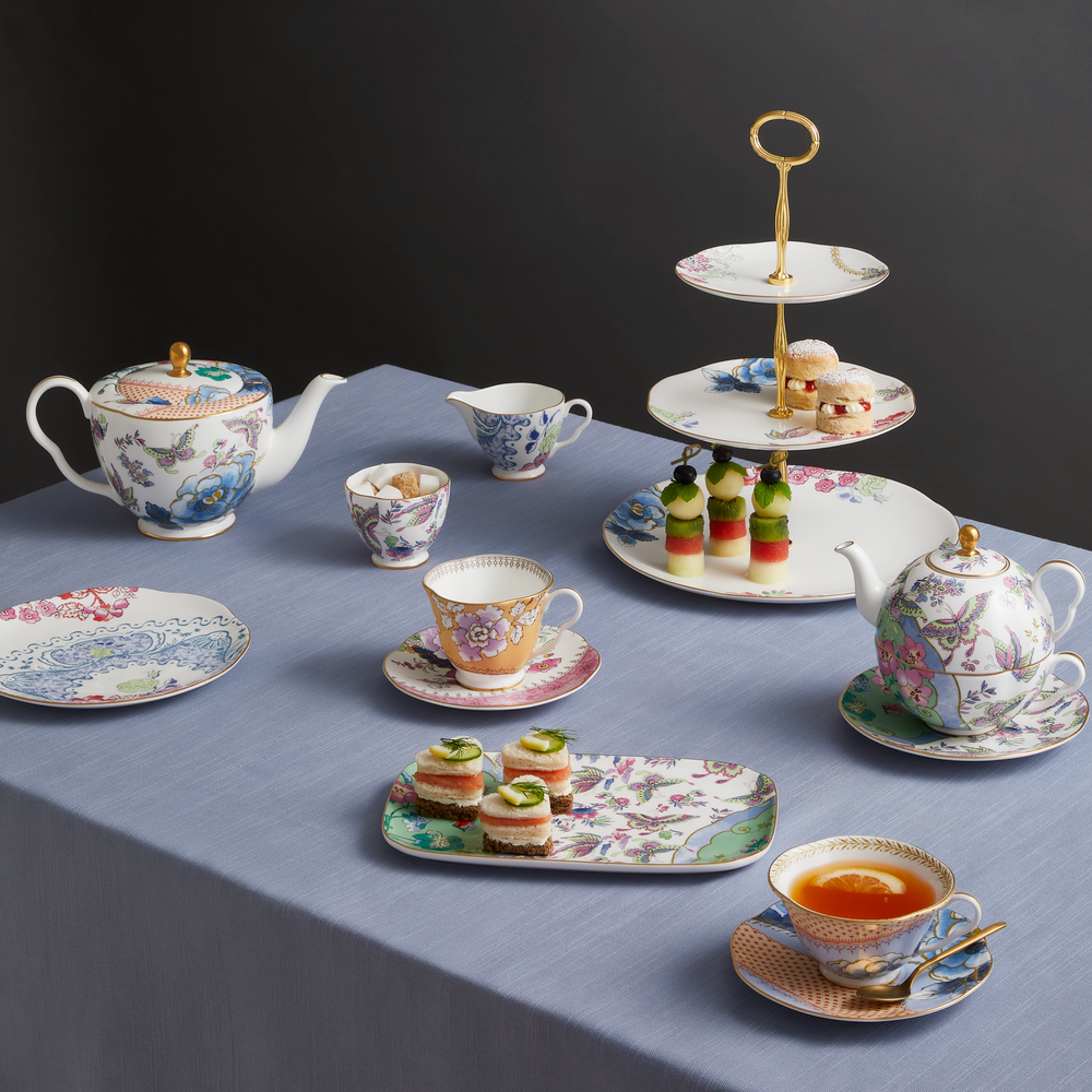 バタフライ ブルーム サンドイッチトレイ|WEDGWOOD公式オンラインストア