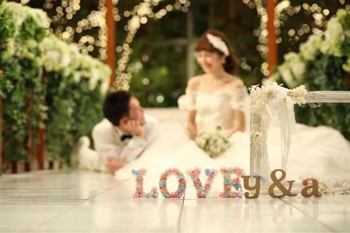 動画付き】ウェルカムスペースをお洒落に♡人気のイニシャルオブジェの