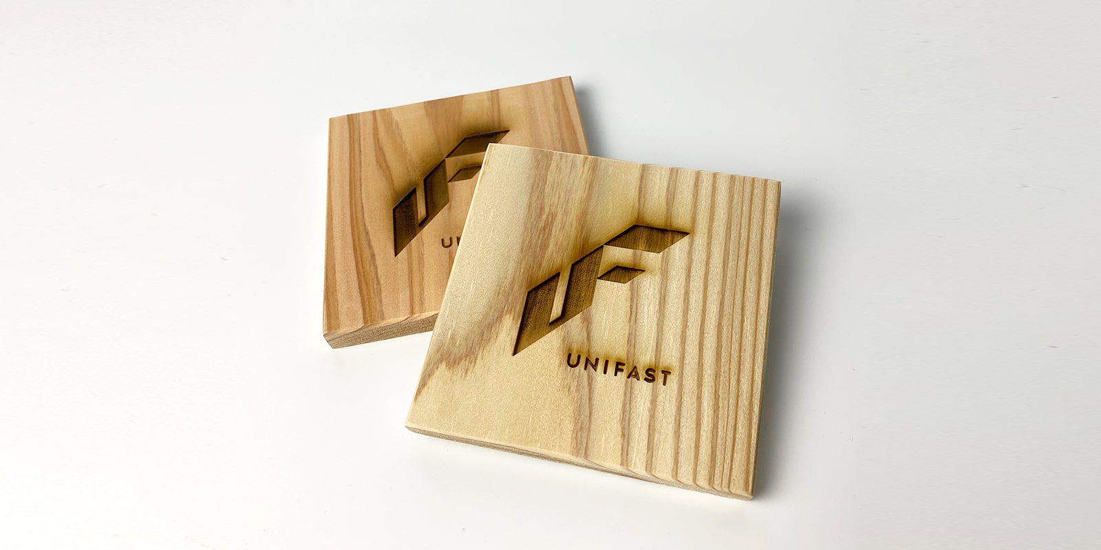 オリジナル木製コースター（間伐材）製作・OEM生産 | ユニファースト