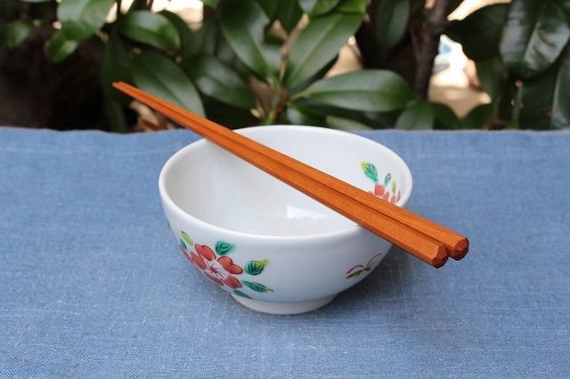 石川県能美市で作陶されている樋山真弓作の色絵桜飯碗 うつわ家膳