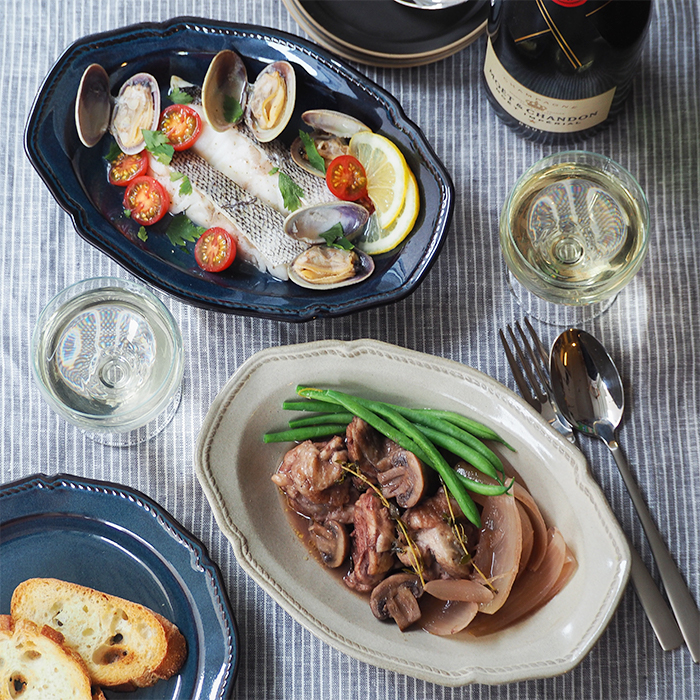 上品な欧風の雰囲気のアンティーク風楕円皿。