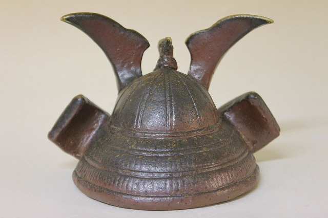 備前焼 兜 置物 備前焼陶吉は人間国宝作品から現代作品・和食器などを