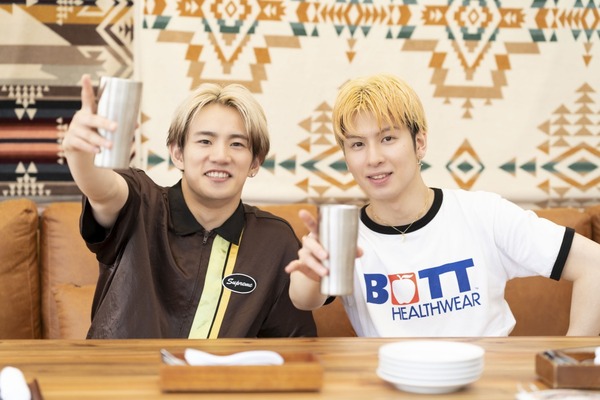 THE RAMPAGE 浦川翔平と居酒屋えぐざいるで夏満喫！長谷川慎もワンツー